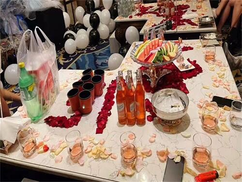 平度市KTV预订优惠火爆进行中_ 深夜订房网